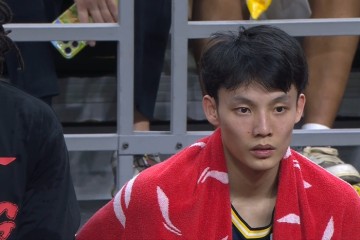 火博体育-徐杰7中0助队三分绝杀，胡明轩爆发23分，周琦致命失误|奎因|杜润旺|外线|斯佩尔曼|雷蒙_新浪体育_新浪新闻